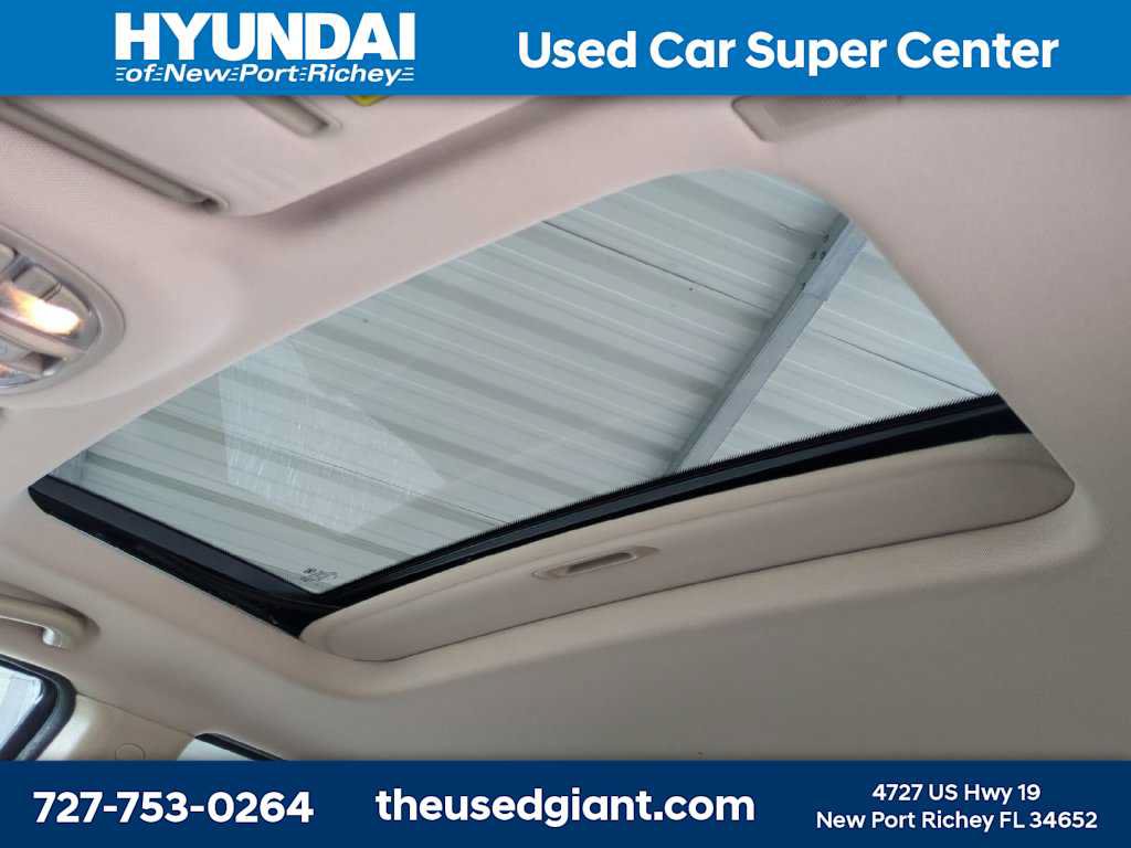 Used 2011 Hyundai Santa Fe Limited FWD image 21