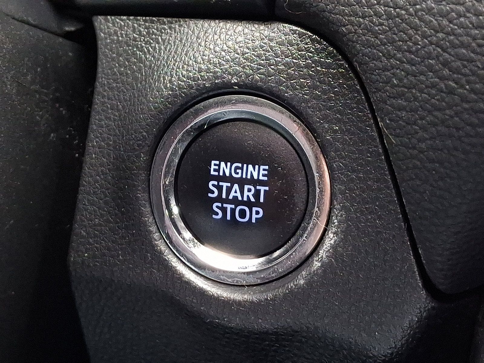 Used 2019 Toyota RAV4 XLE image 23