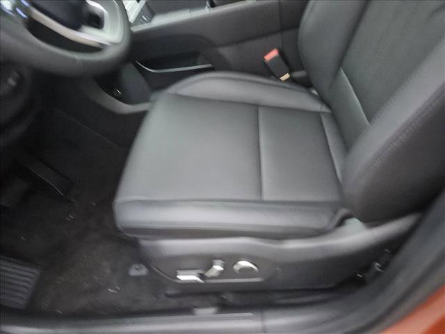 Certified 2025 Hyundai Santa Fe XRT image 3