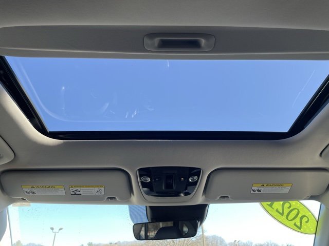 Used 2021 Kia Seltos SX w/ SX Sunroof Package image 23