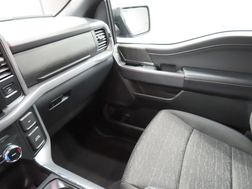Used 2025 Ford F150 XLT w/ Equipment Group 301A Standard AWD/4WD image 21