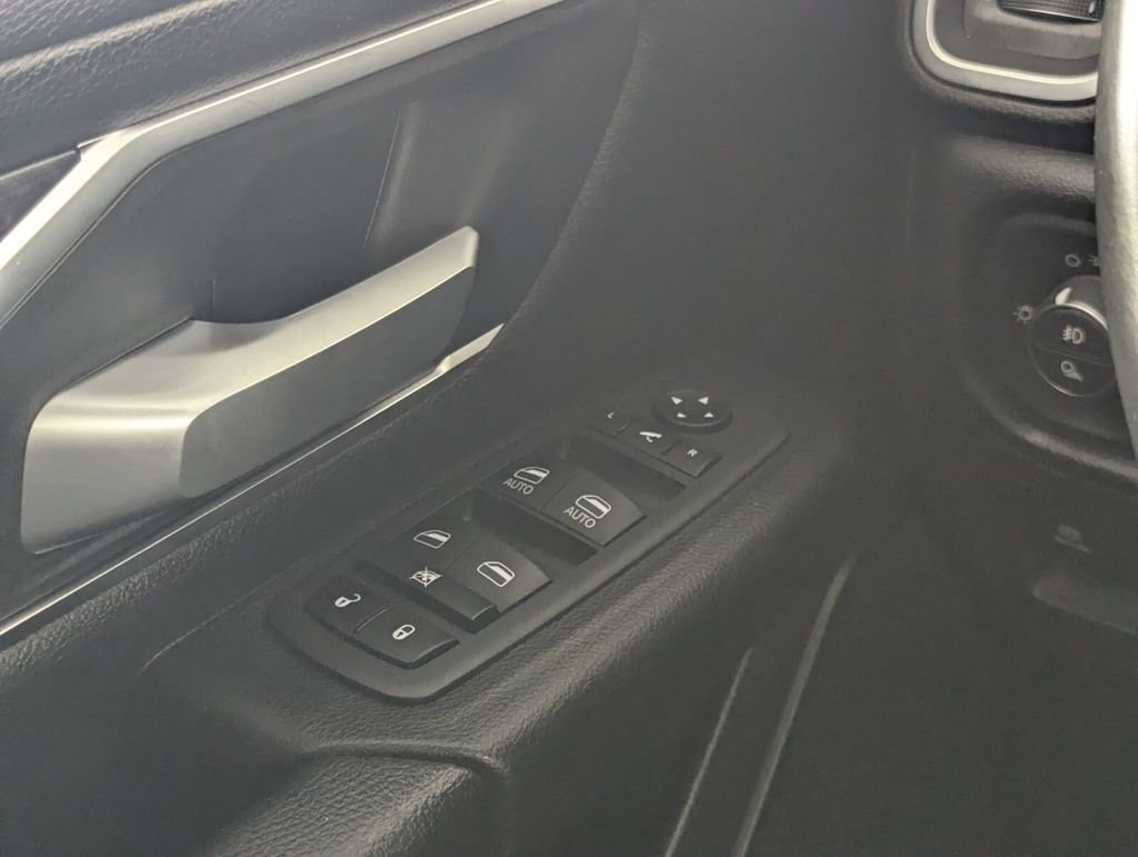 Used 2024 RAM 1500 Big Horn RWD image 16