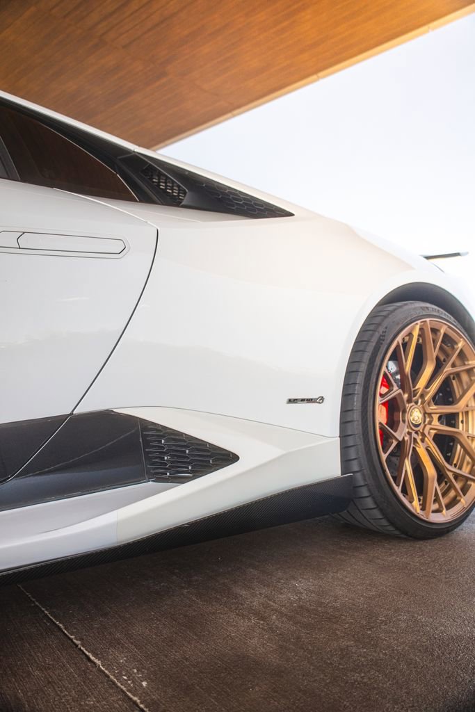 Used 2015 Lamborghini Huracan LP 610-4 image 35