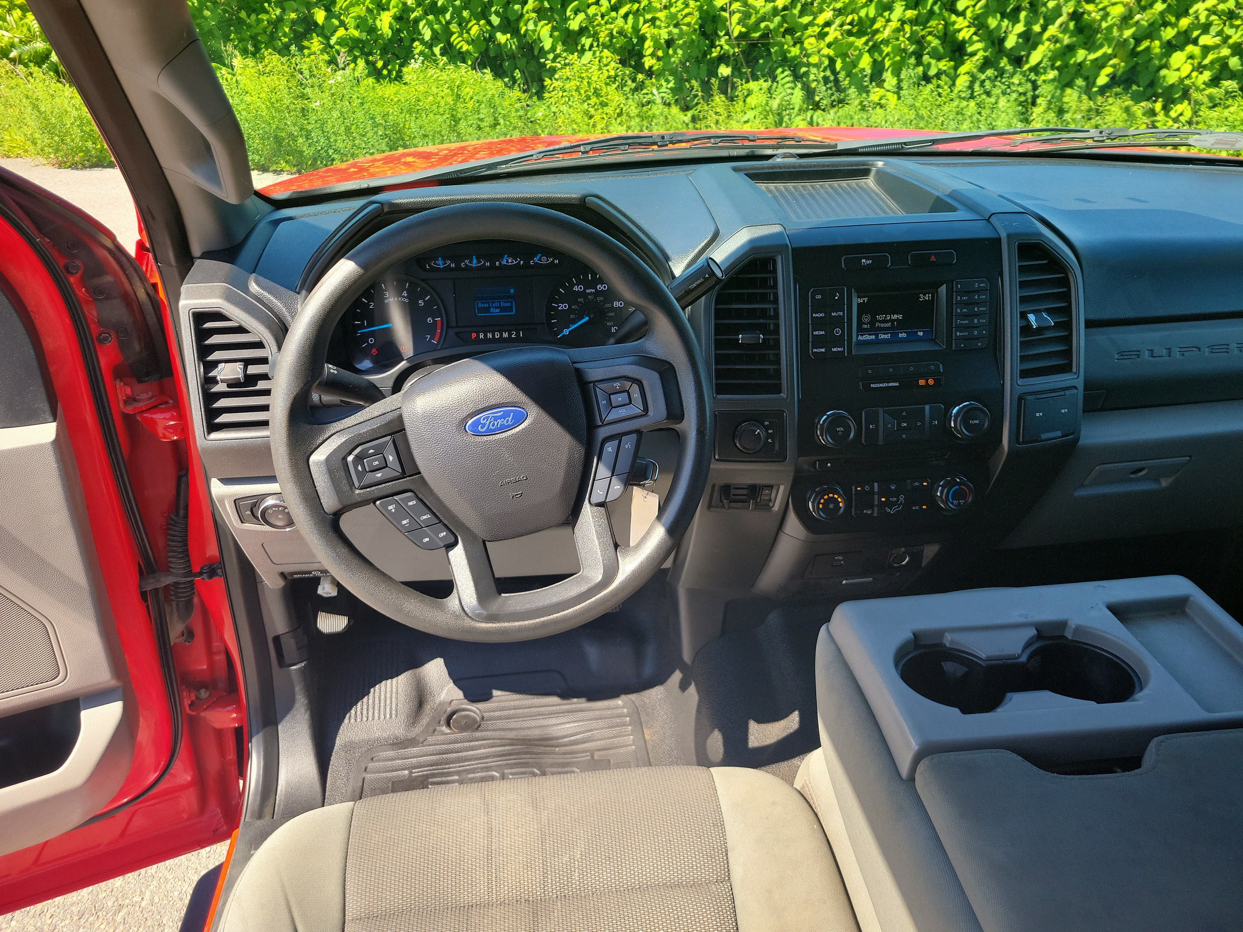 Used 2018 Ford F250 XL w/ STX Appearance Package AWD/4WD image 19