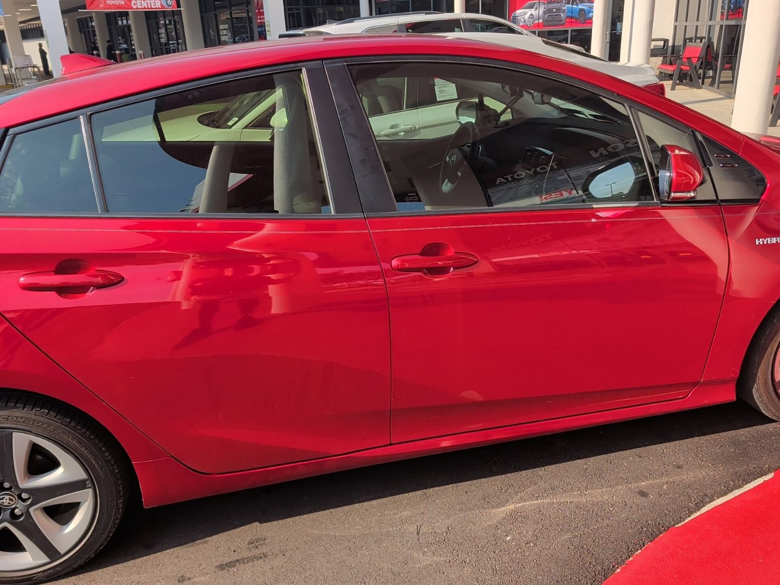 Used 2016 Toyota Prius Four Touring FWD image 18