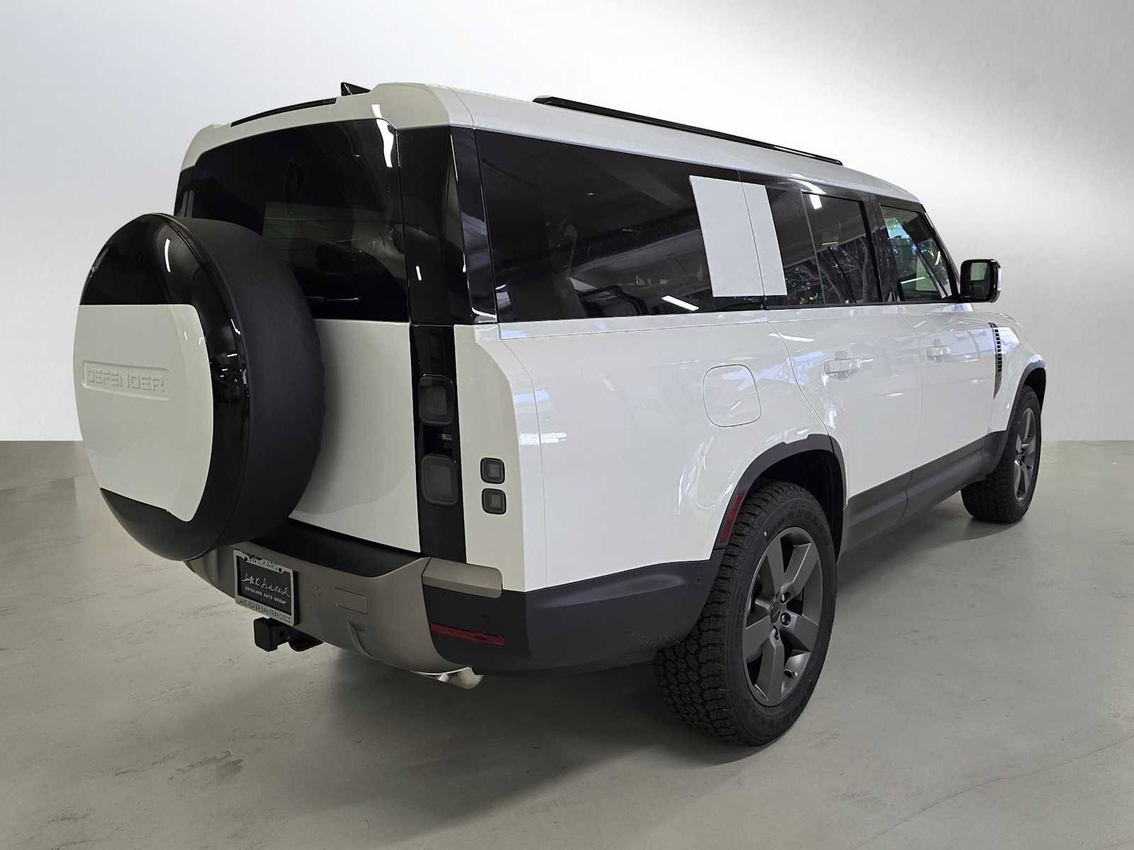New 2026 Land Rover Defender 130 S AWD/4WD image 5
