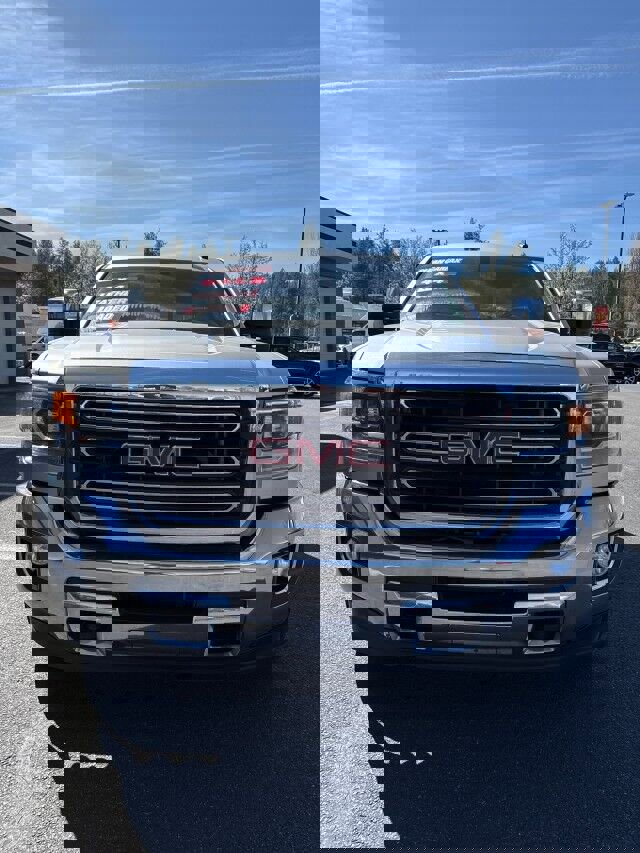 Used 2019 GMC Sierra 2500 SLT image 3