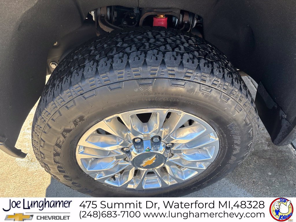 Used 2022 Chevrolet Silverado 2500 High Country w/ Safety Package II AWD/4WD image 10