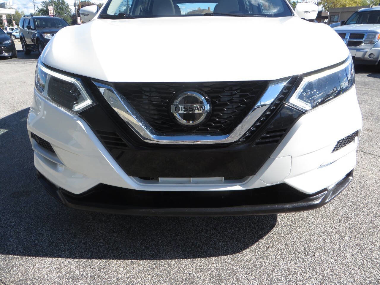 Used 2022 Nissan Rogue Sport SL w/ Premium Package image 43