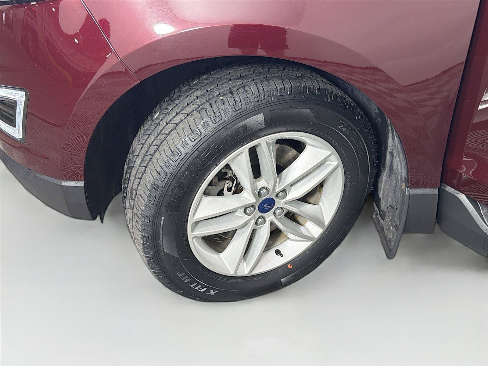 Used 2017 Ford Edge SEL w/ Equipment Group 201A AWD/4WD image 38
