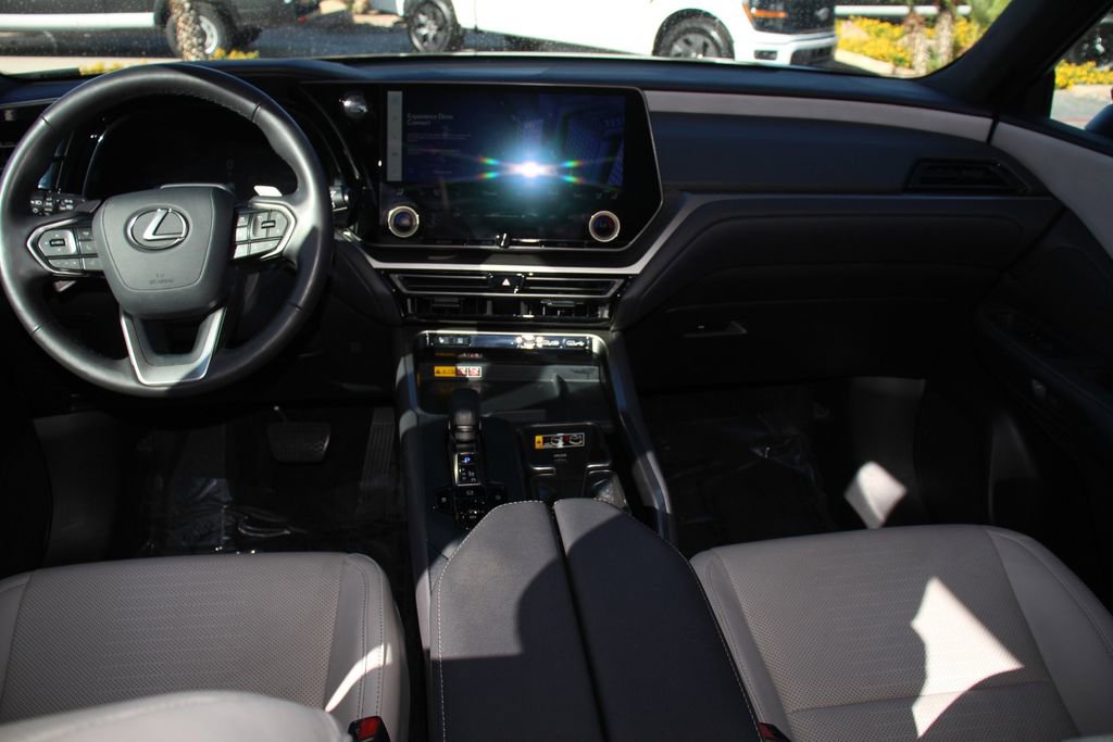 Used 2024 Lexus TX 350 FWD image 19