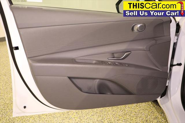 Used 2024 Hyundai Elantra SE FWD image 25