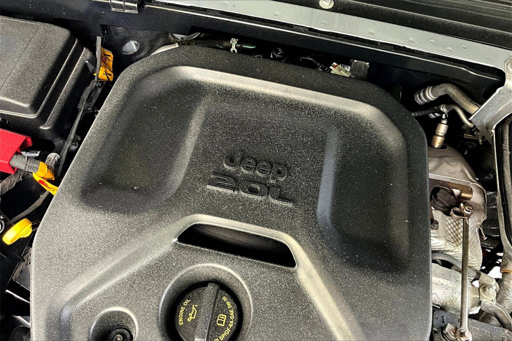 Used 2023 Jeep Wrangler Unlimited Sahara image 35