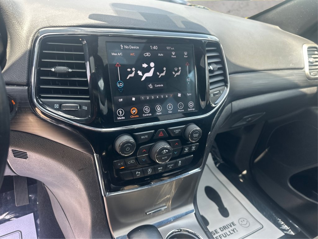 Used 2021 Jeep Grand Cherokee Laredo X AWD/4WD image 23