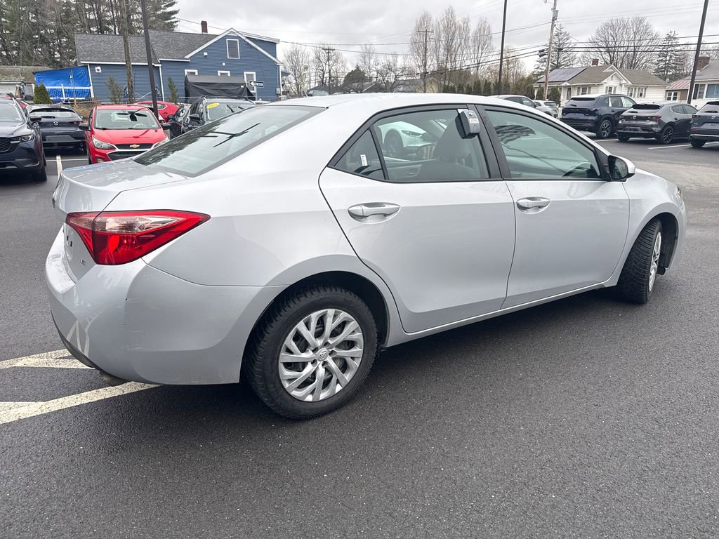 Used 2019 Toyota Corolla LE w/ Carpet Mat Package (TMS) image 5