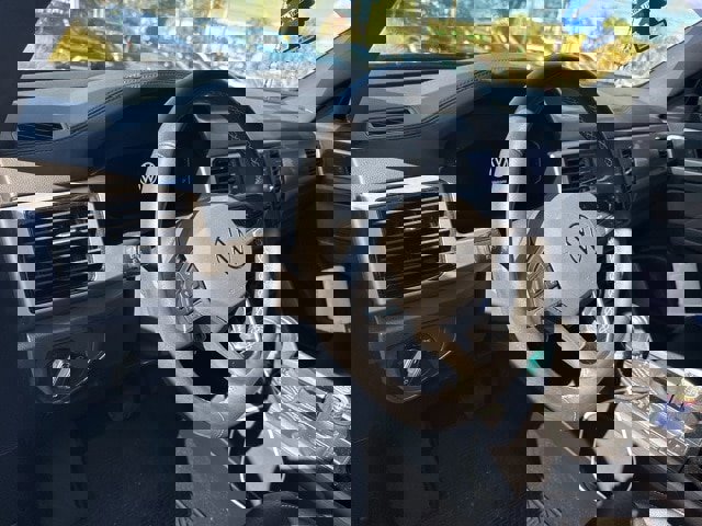 Used 2022 Volkswagen Atlas Cross Sport SE w/ Panoramic Sunroof Package image 16