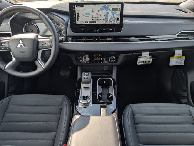 New 2026 Mitsubishi Outlander LE AWD/4WD image 7