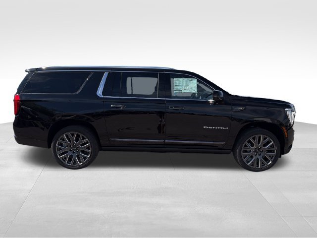 New 2026 GMC Yukon XL Denali Ultimate AWD/4WD image 8