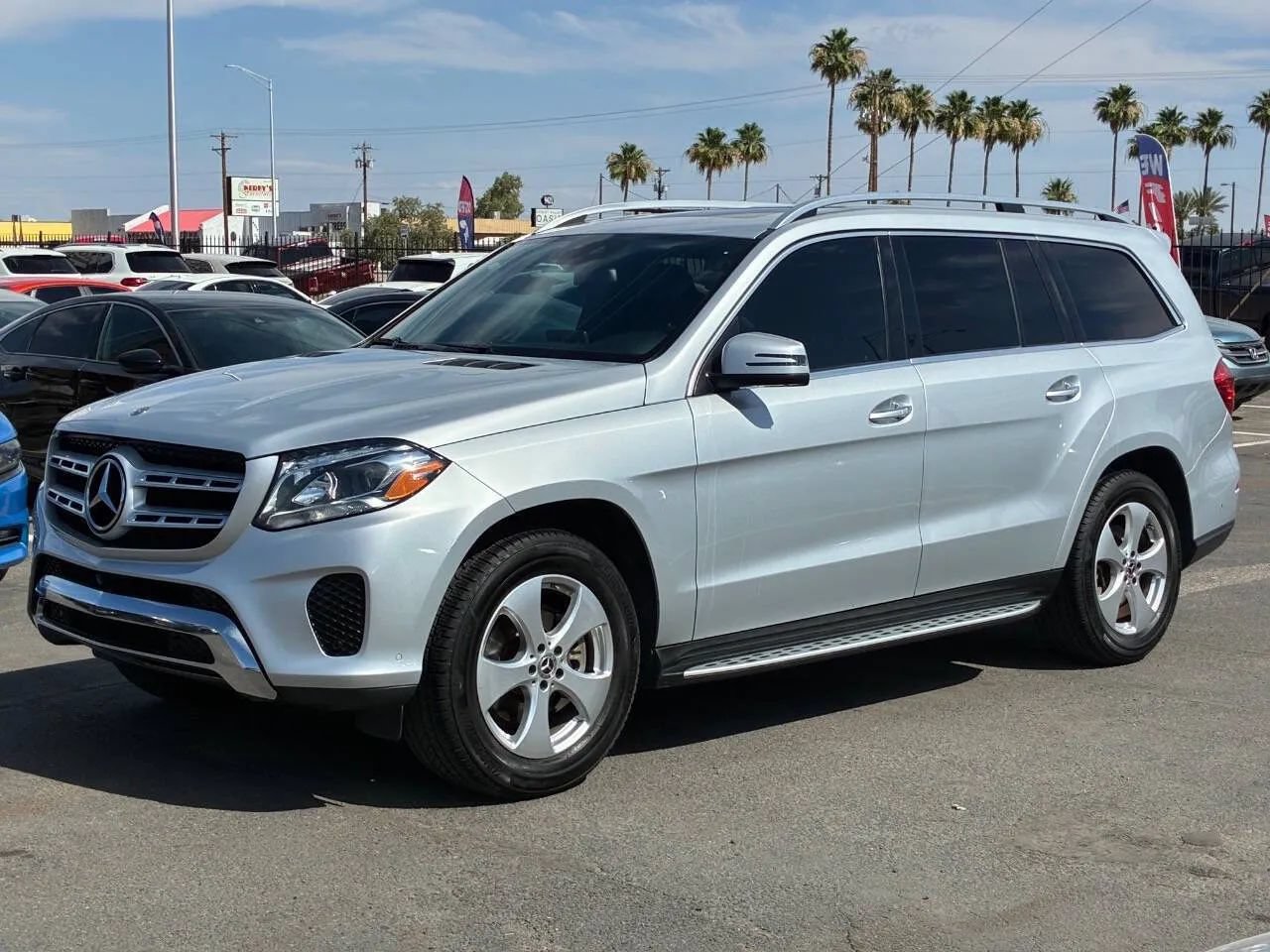 Used 2019 Mercedes-Benz GLS 450 4MATIC image 2