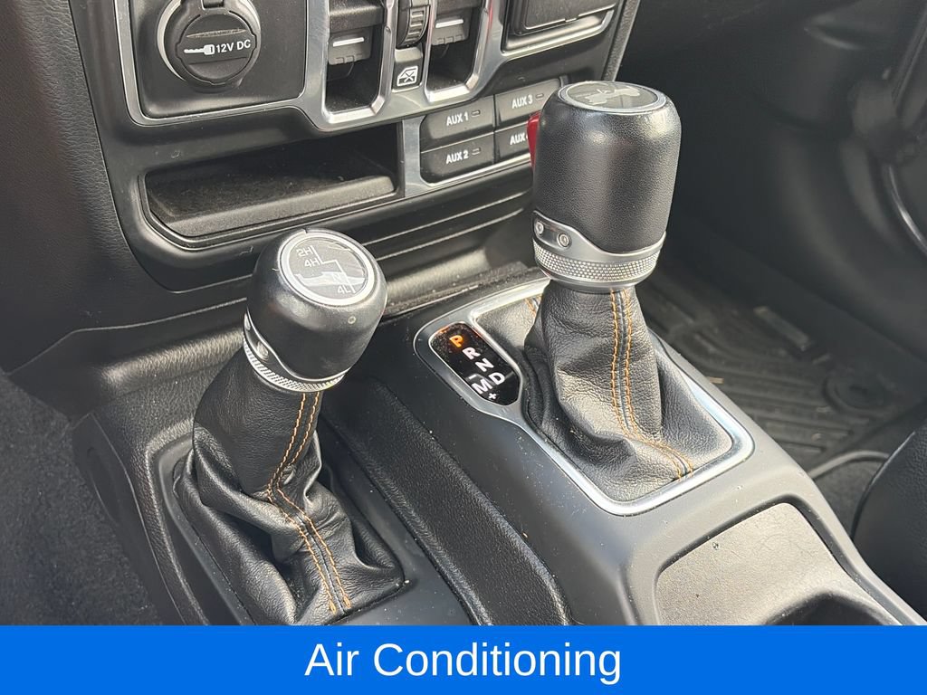 Used 2021 Jeep Wrangler Unlimited Sahara AWD/4WD image 23