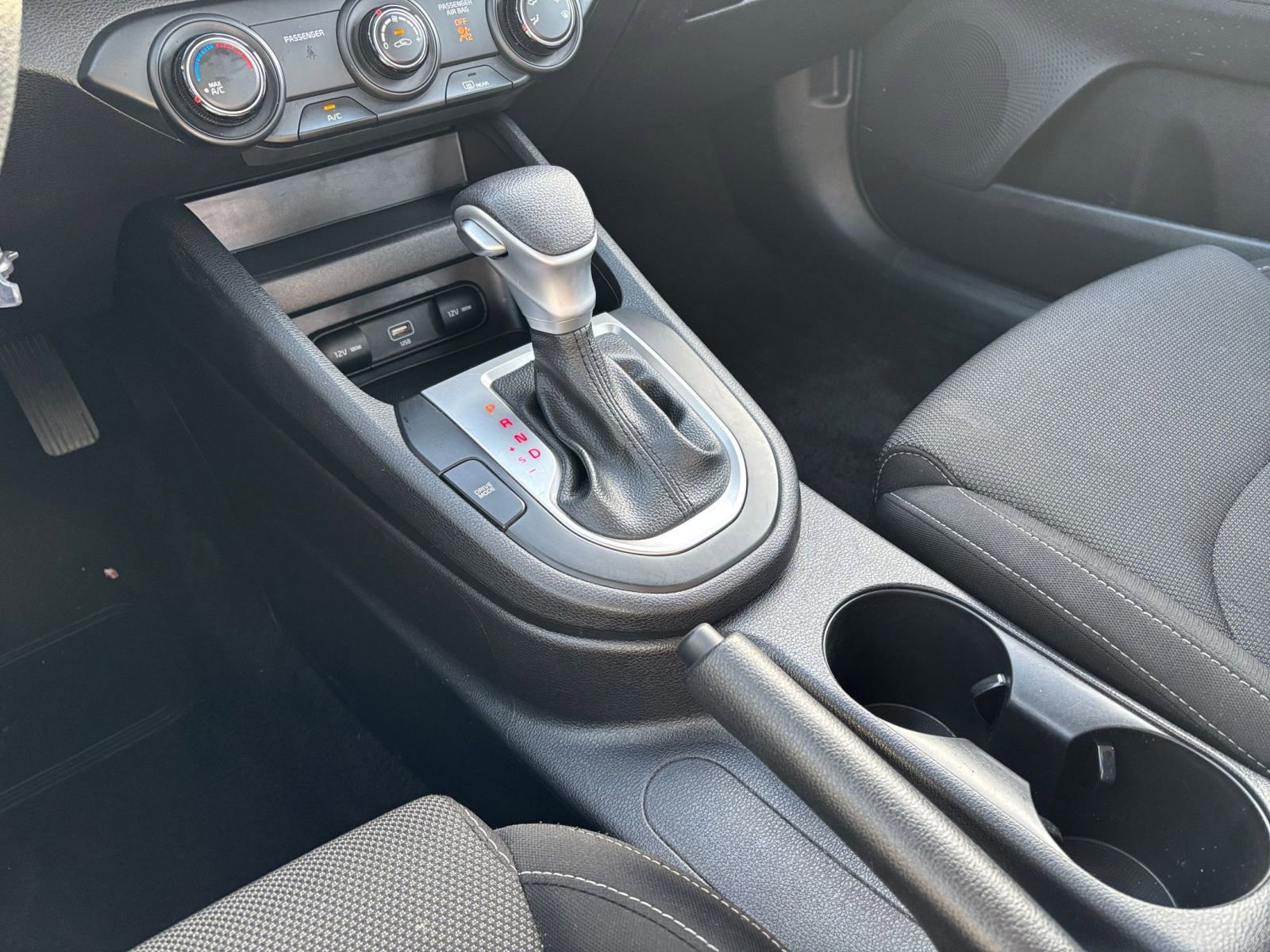 Used 2023 Kia Forte LXS FWD image 39
