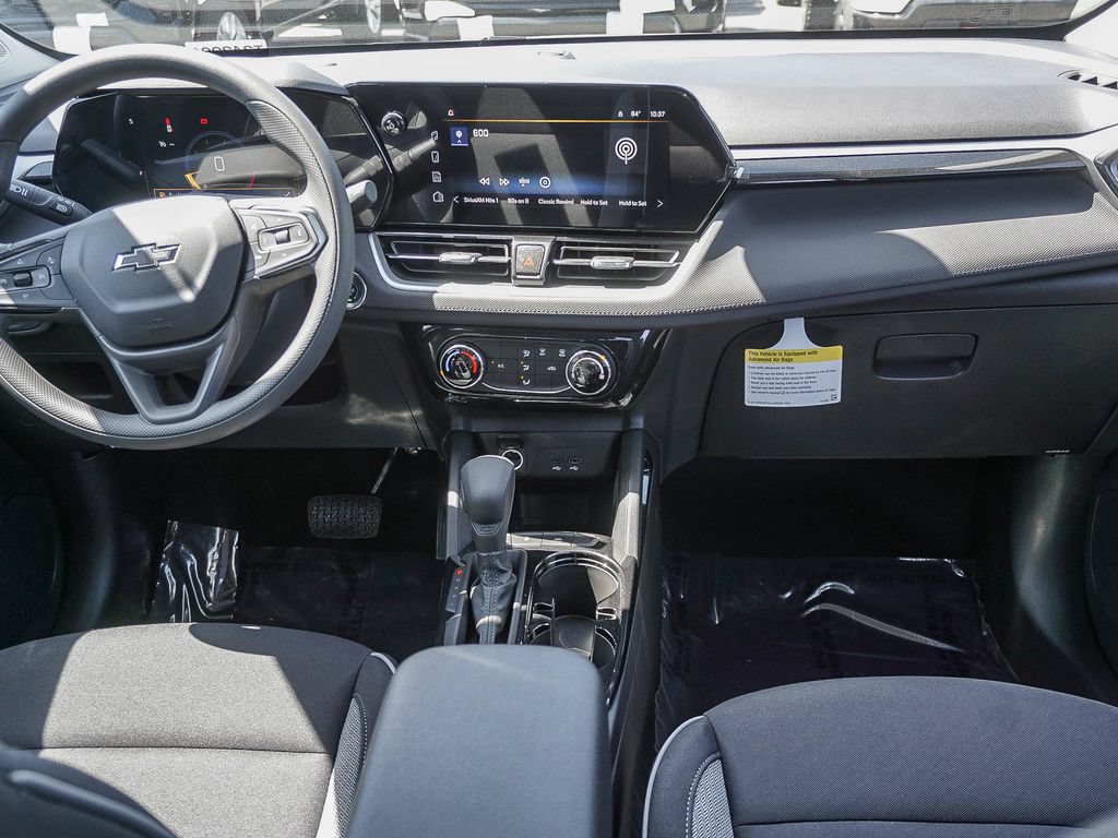 New 2026 Chevrolet TrailBlazer LT w/ Midnight Edition FWD image 14
