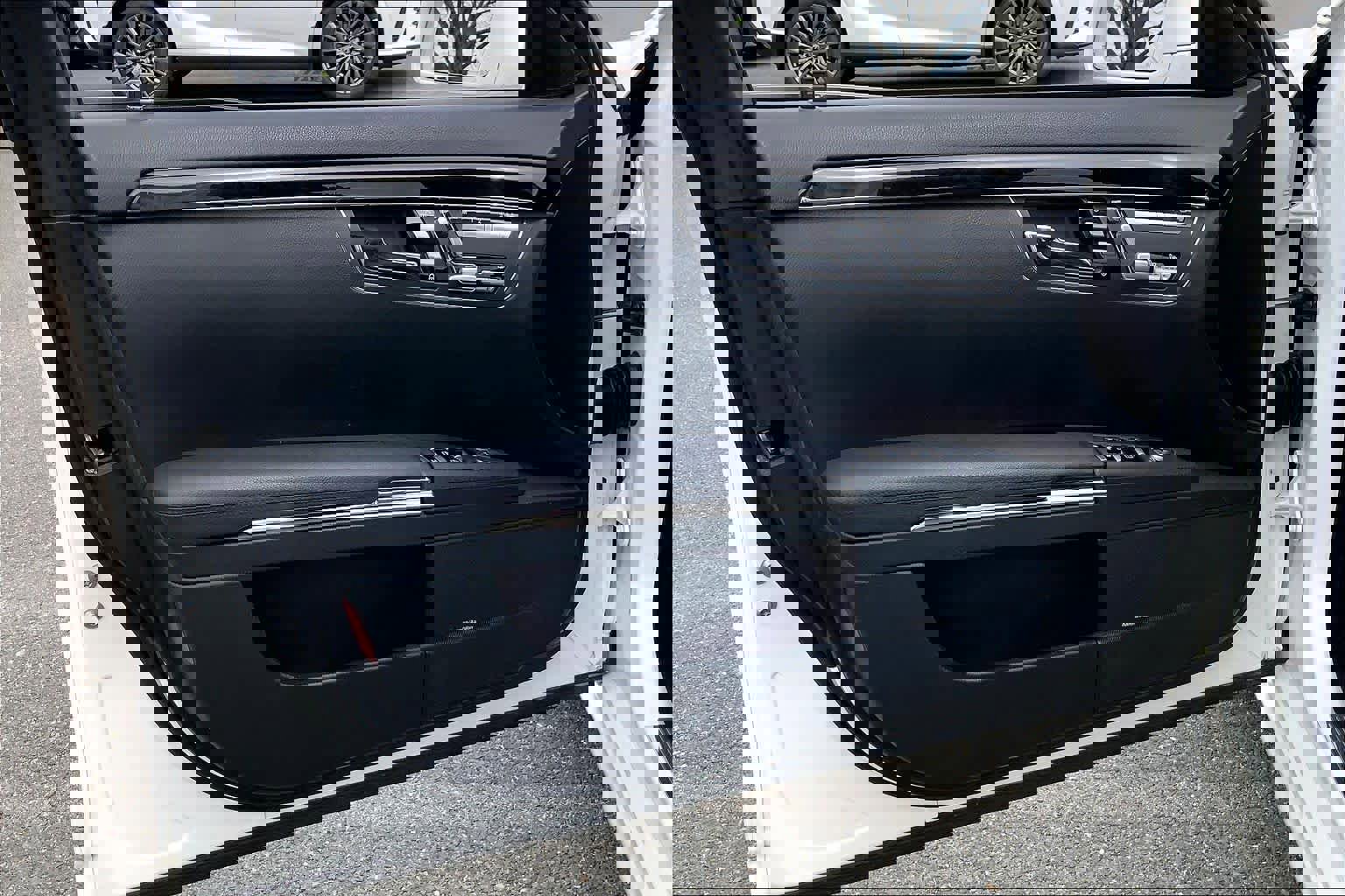 Used 2013 Mercedes-Benz S 550 4MATIC image 22