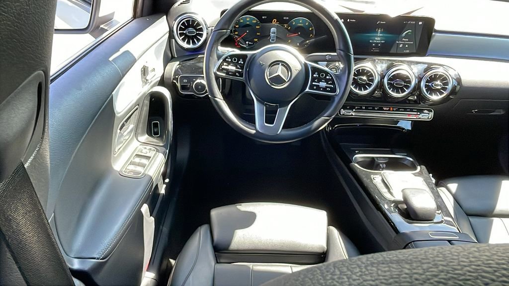 Used 2022 Mercedes-Benz A 220 image 13