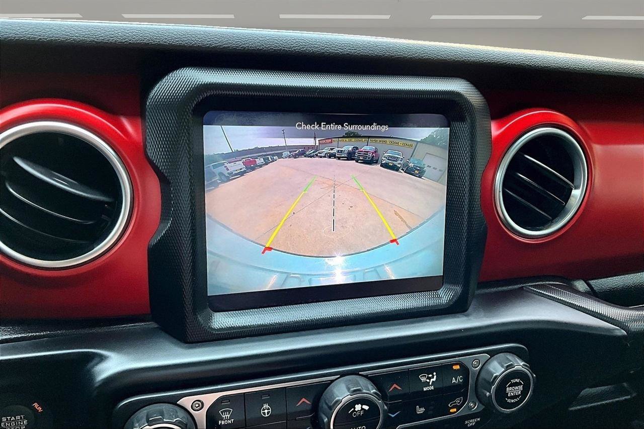 Used 2020 Jeep Wrangler Rubicon AWD/4WD image 14