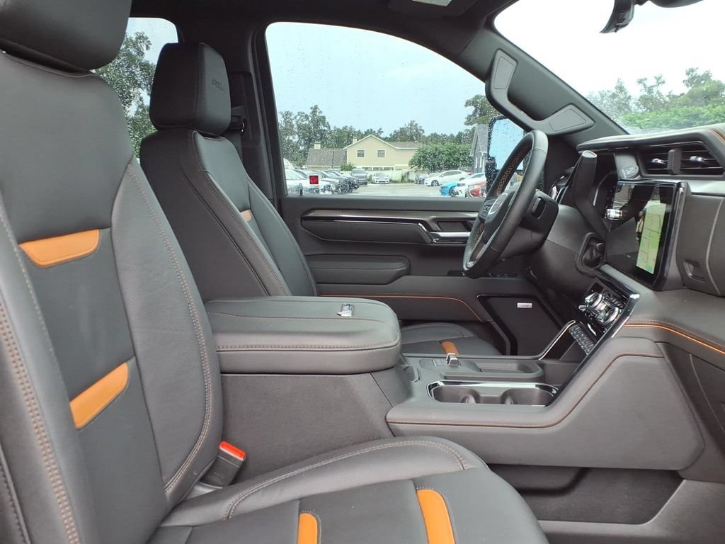 Used 2026 GMC Sierra 2500 AT4 w/ AT4 Premium Plus Package AWD/4WD image 12