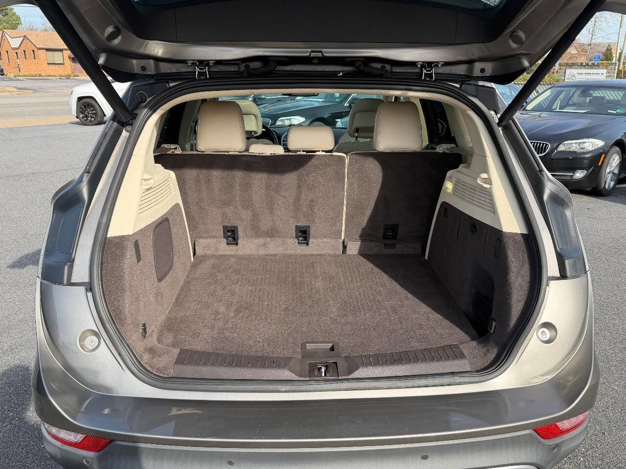 Used 2016 Lincoln MKC Reserve image 27