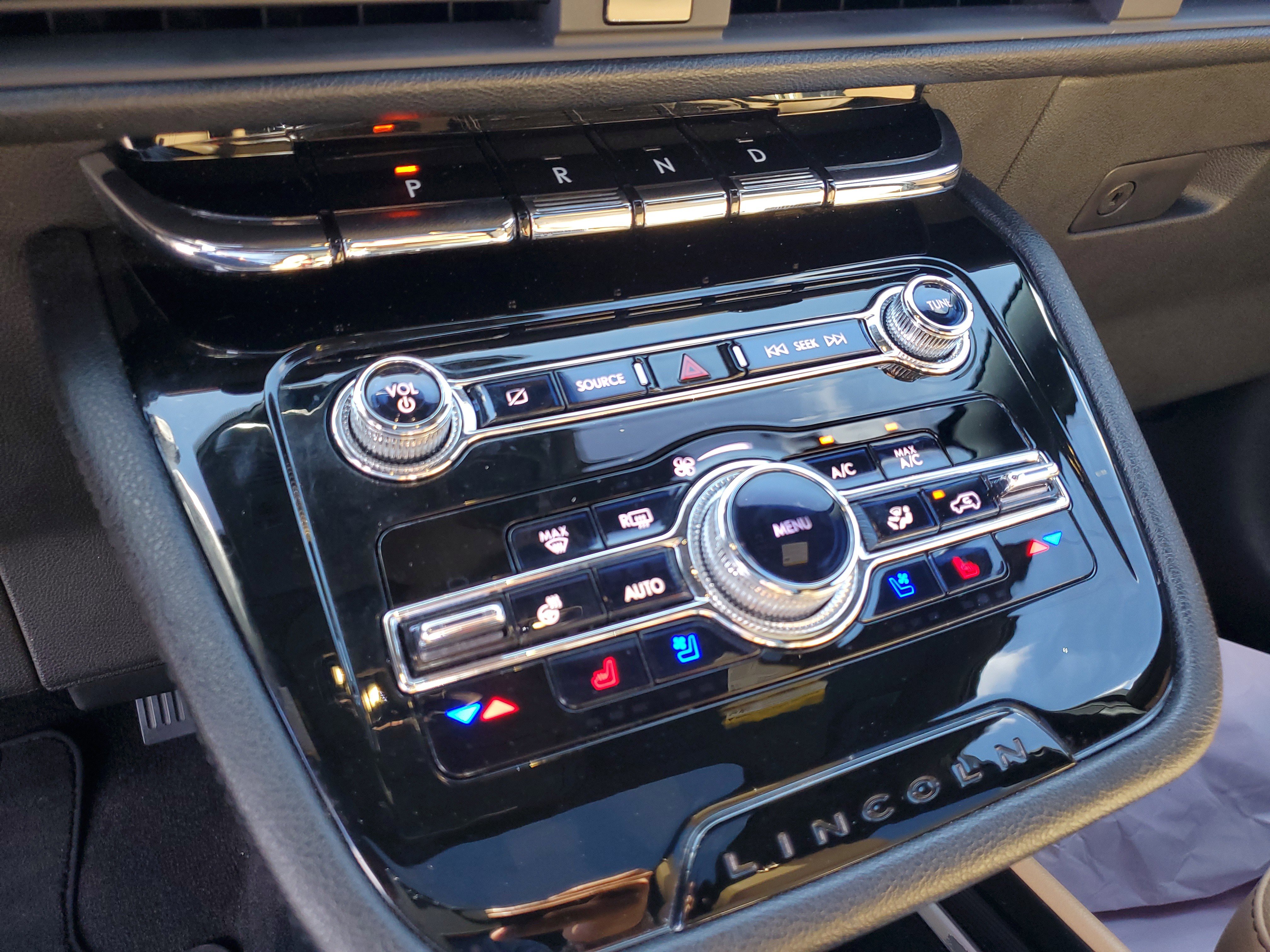 Certified 2022 Lincoln Corsair Reserve w/ Elements Package image 23