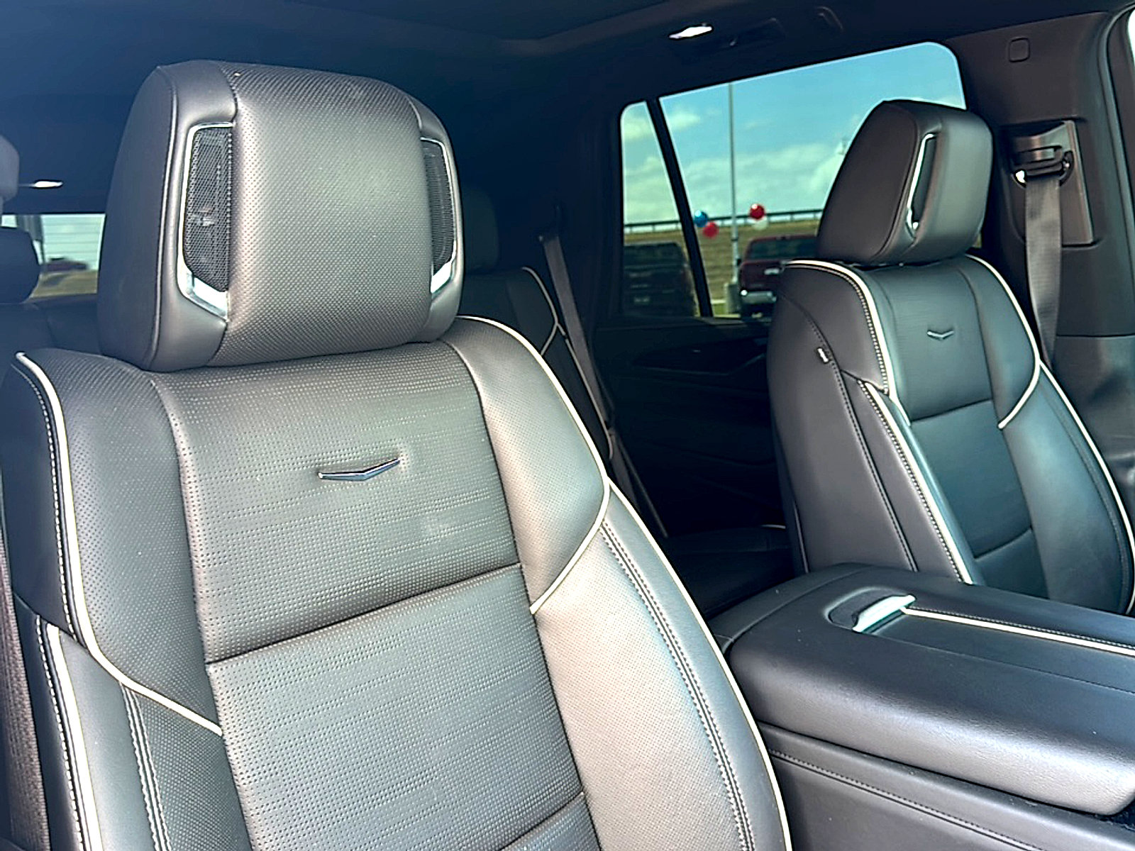 Used 2023 Cadillac Escalade Sport w/ Touring Package RWD image 26