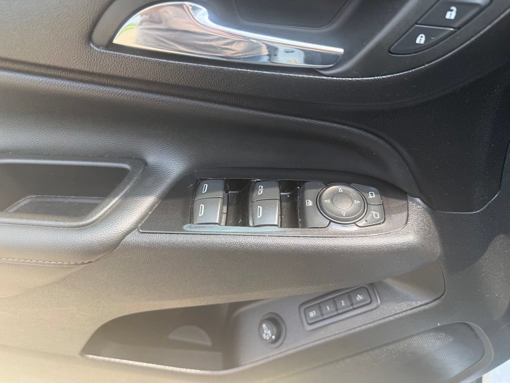 Used 2022 Chevrolet Equinox Premier FWD image 29