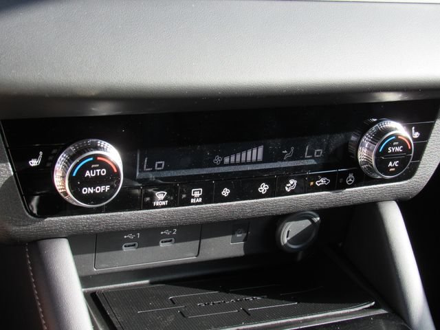 New 2026 Mitsubishi Outlander SE FWD image 18