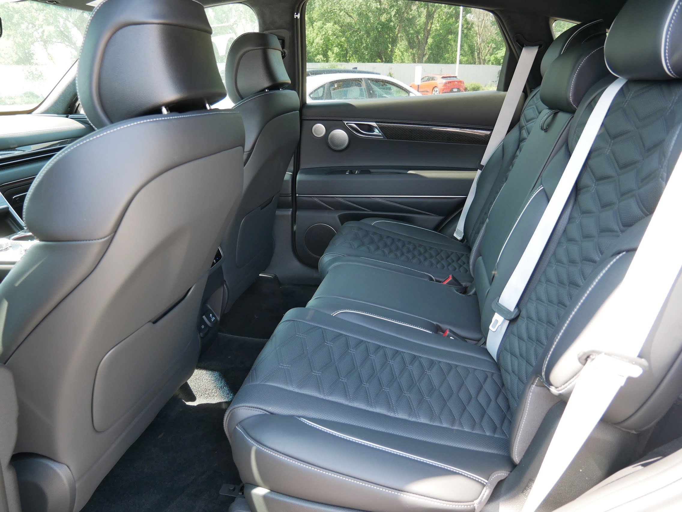 New 2025 Genesis GV80 3.5T e-SC image 5