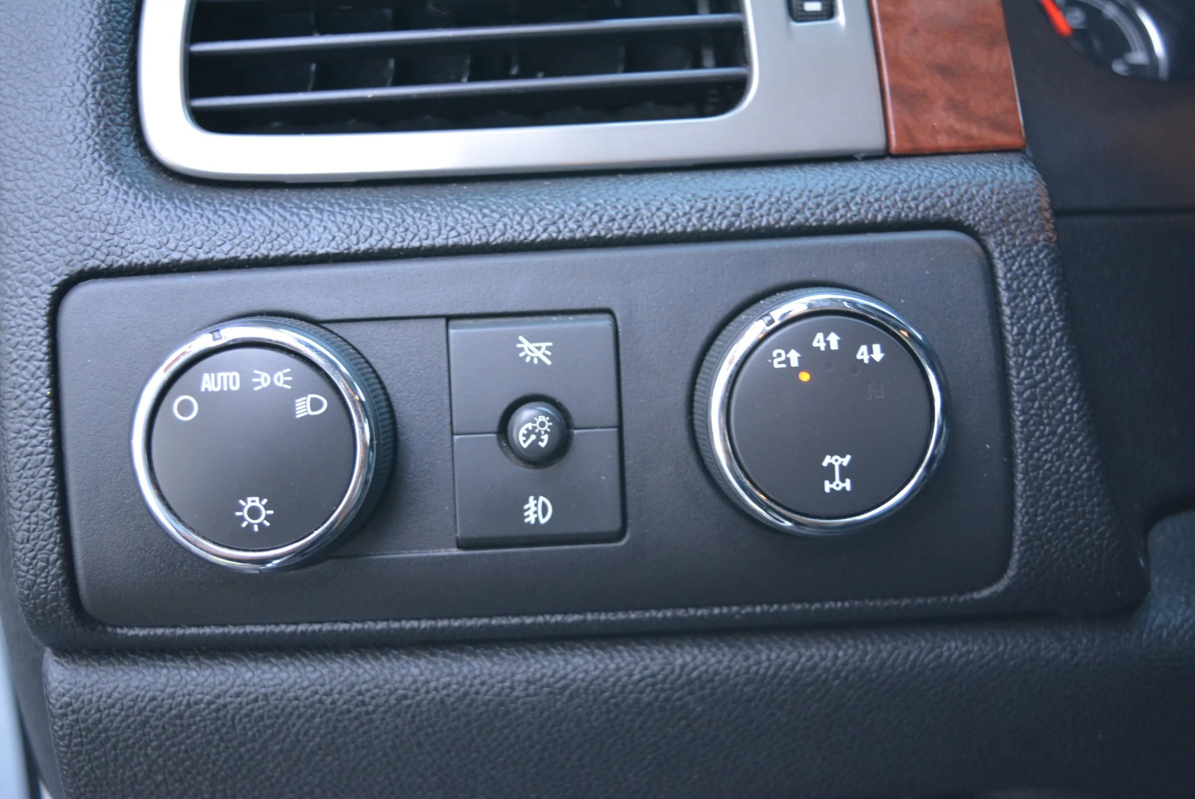 Used 2008 GMC Sierra 3500 SLT image 27