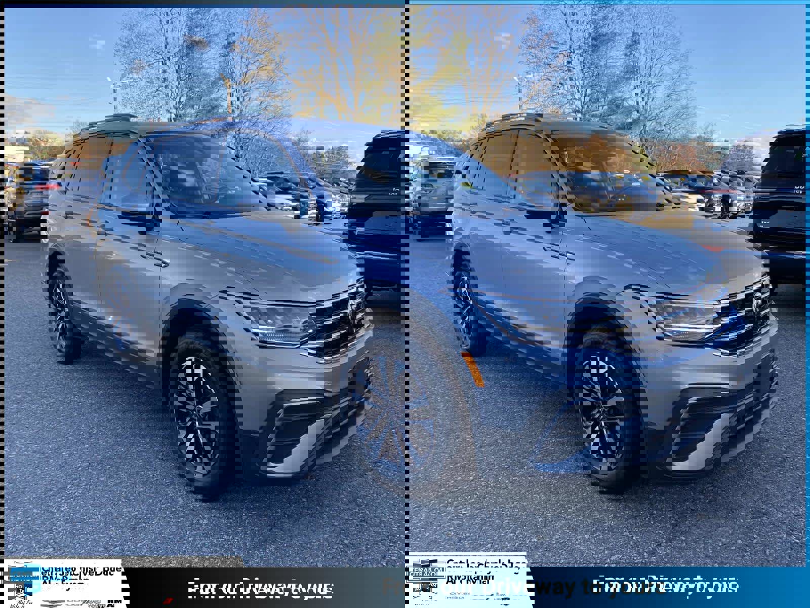 Used 2022 Volkswagen Tiguan S image 1