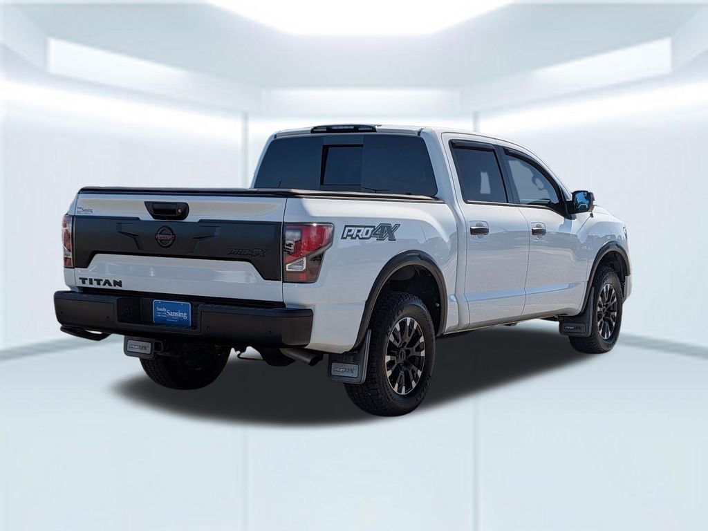 Used 2021 Nissan Titan PRO-4X w/ Pro-4x Convenience Package image 6