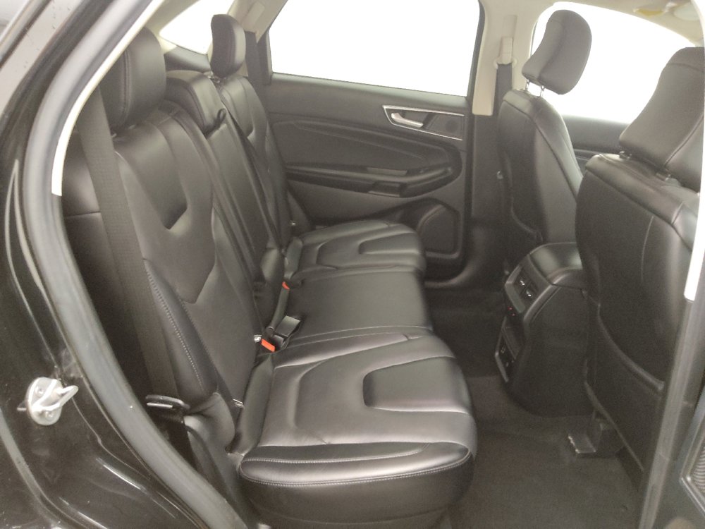 Used 2022 Ford Edge Titanium w/ Equipment Group 301A image 19