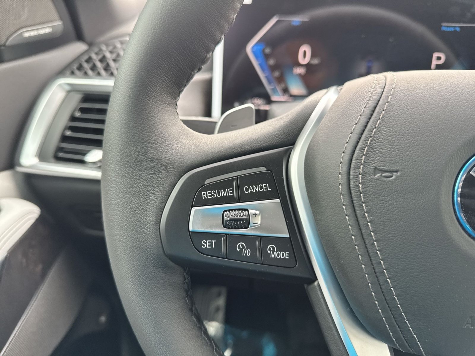 New 2026 BMW X5 xDrive50e AWD/4WD image 16