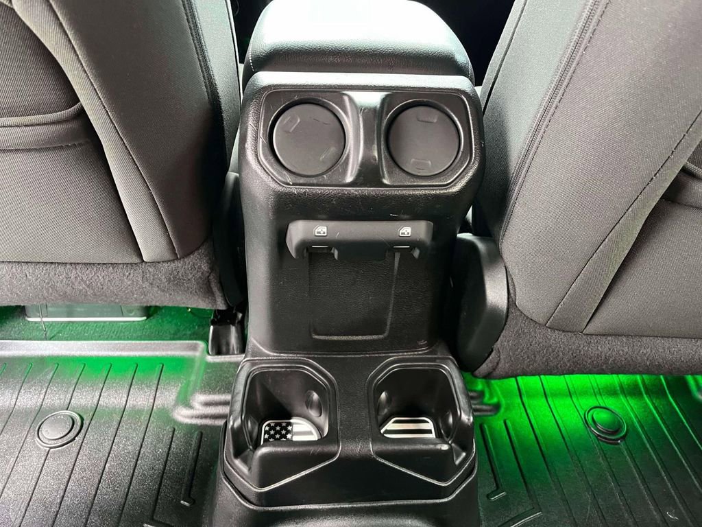 Used 2018 Jeep Wrangler Unlimited Sport S image 14