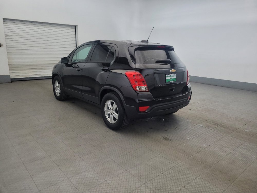Used 2020 Chevrolet Trax LS w/ Tint and Cruise Package image 5