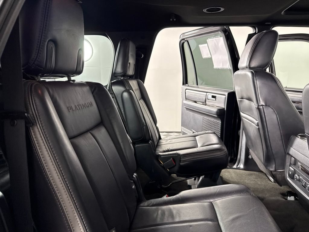 Used 2017 Ford Expedition EL Platinum AWD/4WD image 34