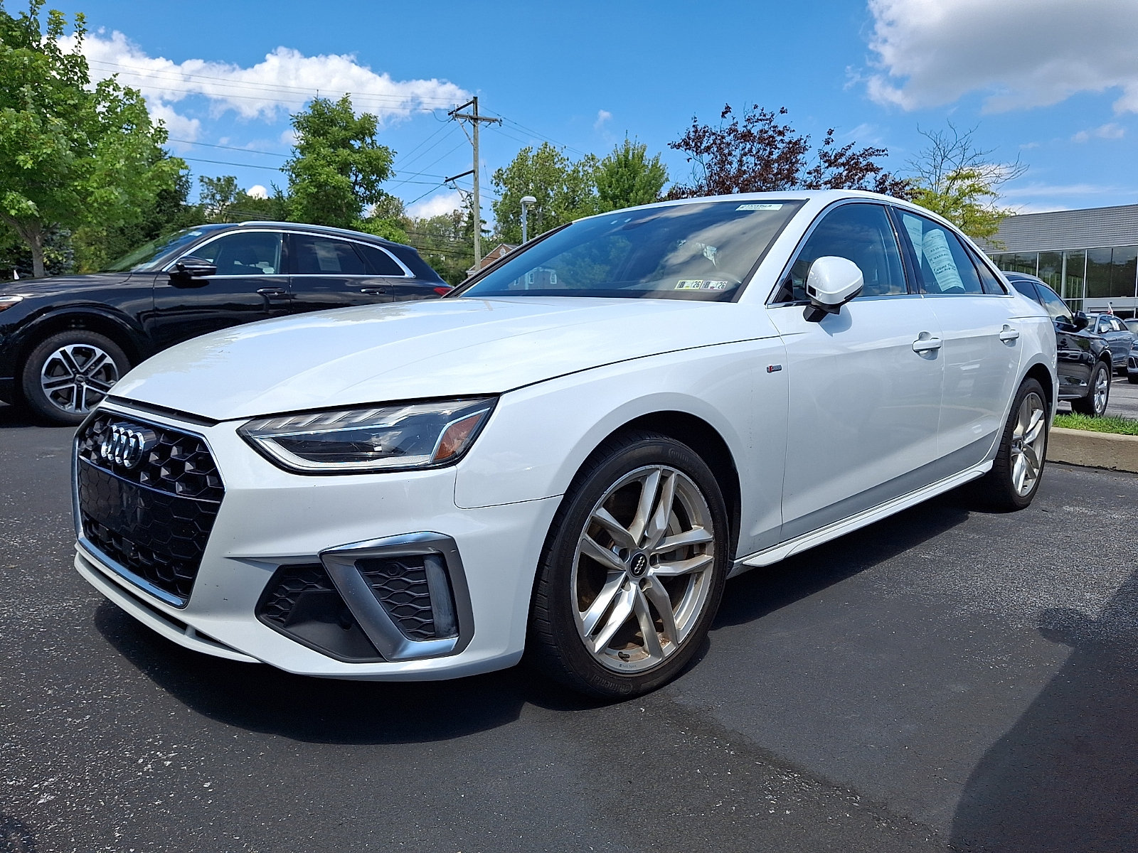 Used 2020 Audi A4 2.0T Premium Plus w/ Premium Plus Package AWD/4WD image 2