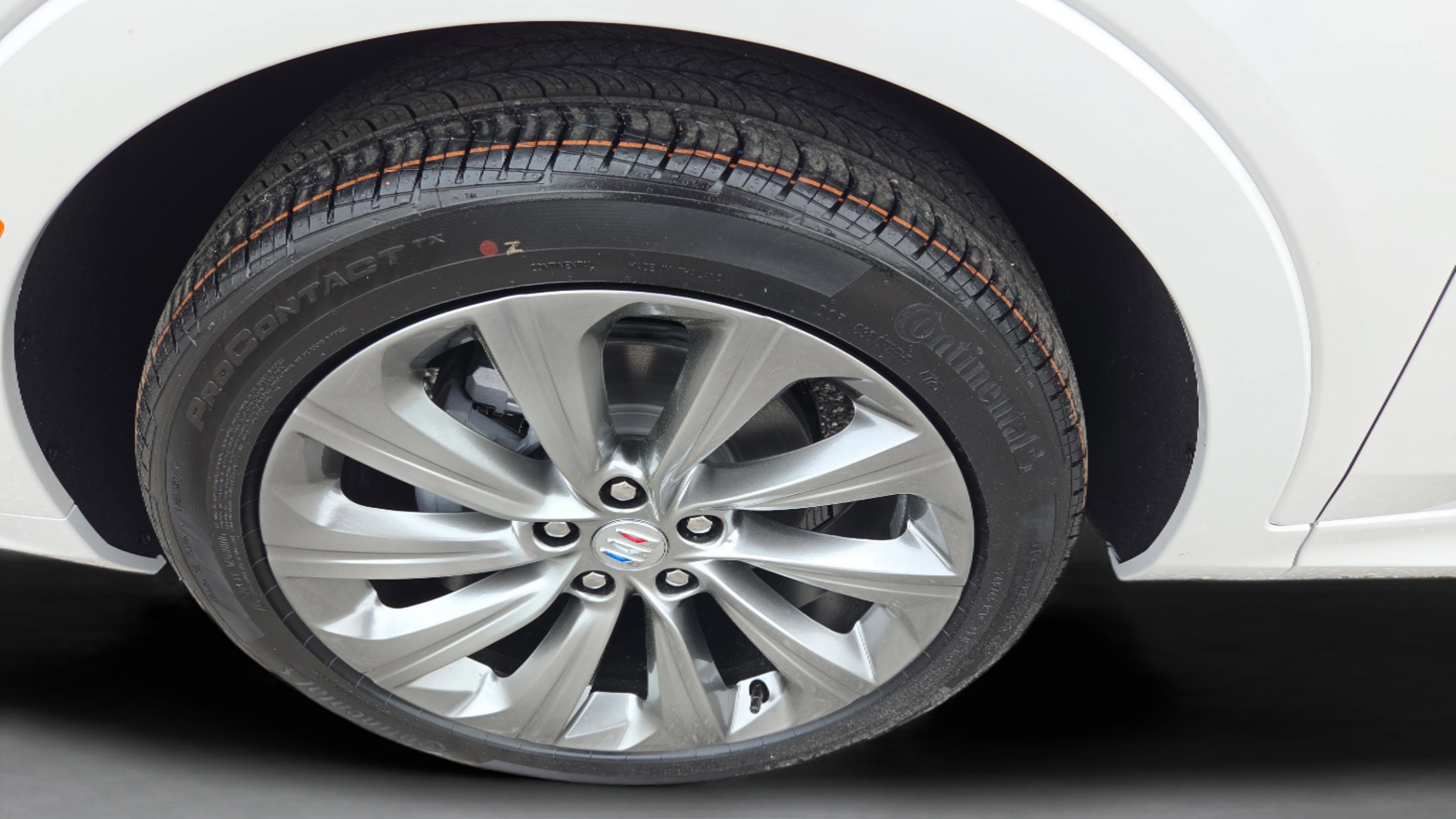 New 2026 Buick Envista Avenir FWD image 29