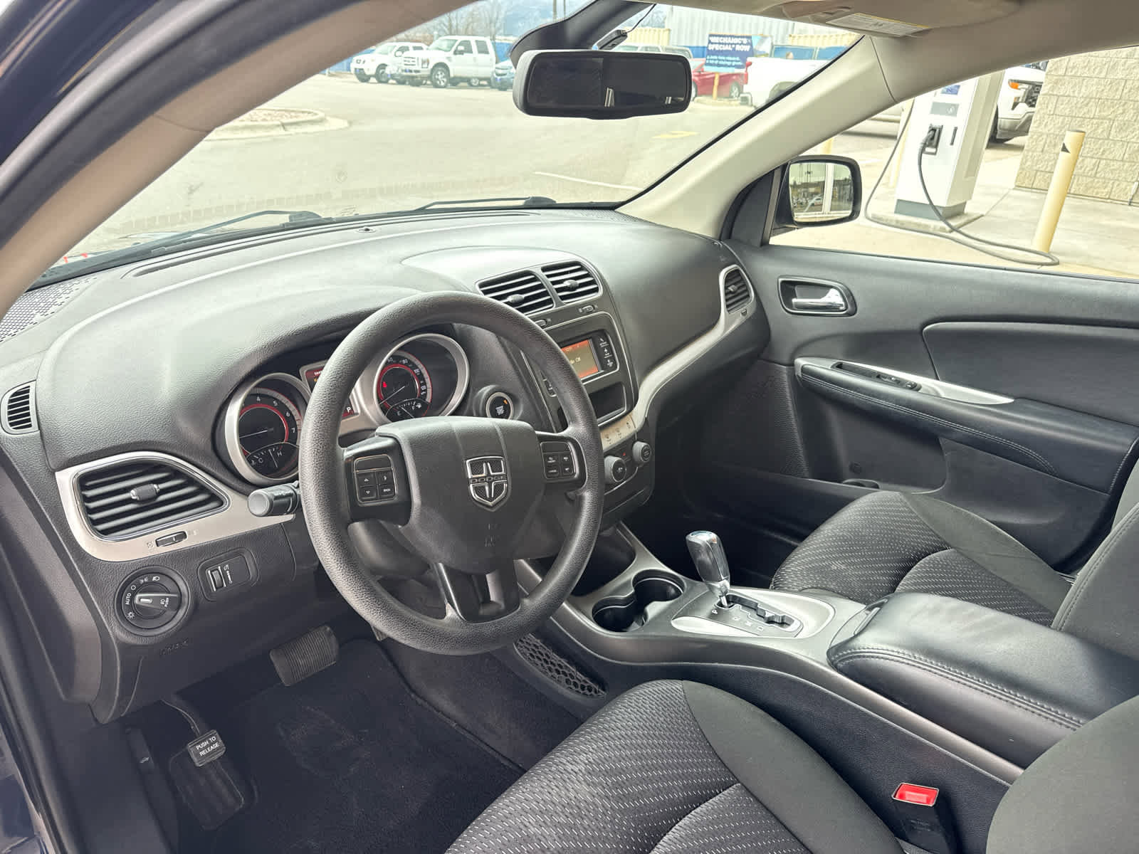 Used 2019 Dodge Journey SE image 10