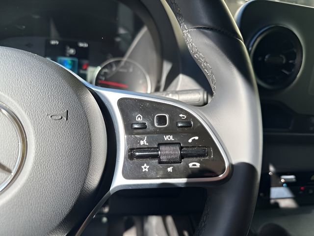 Used 2021 Mercedes-Benz Sprinter 2500 image 15