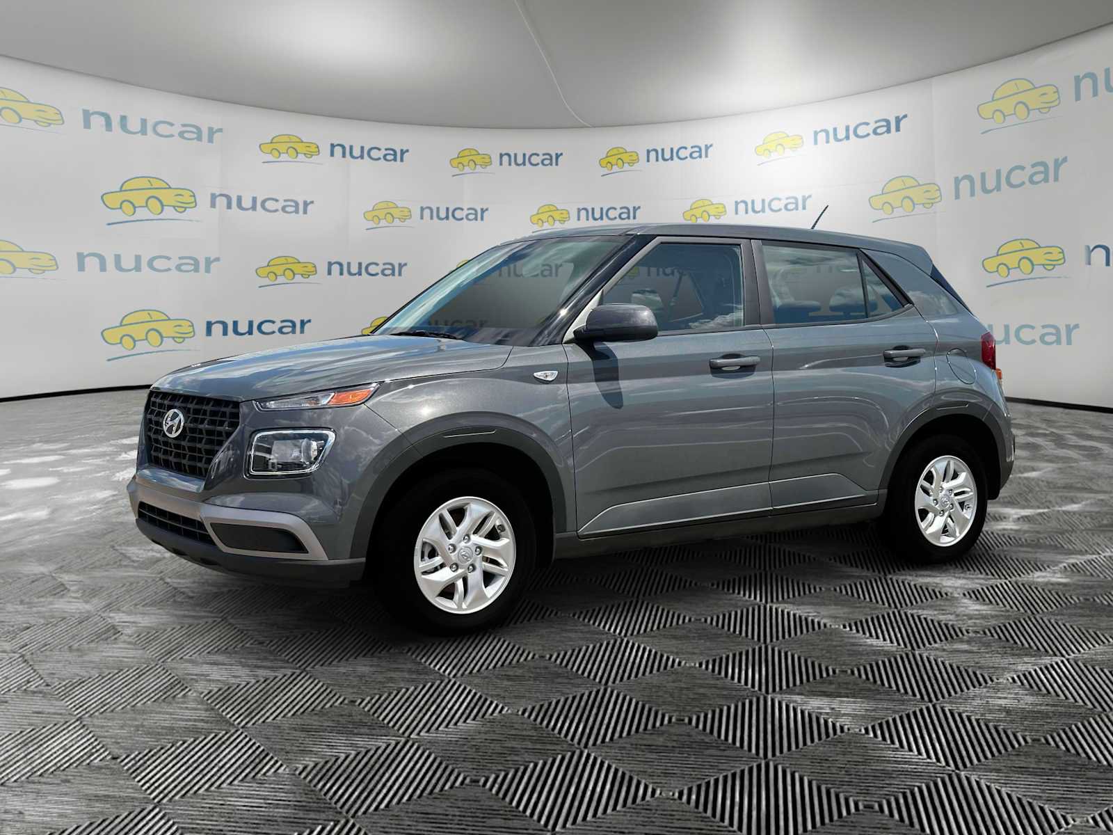 New 2025 Hyundai Venue SE image 3