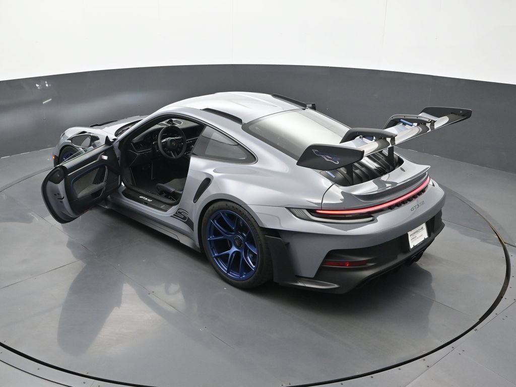Certified 2025 Porsche 911 GT3 RS RWD image 23